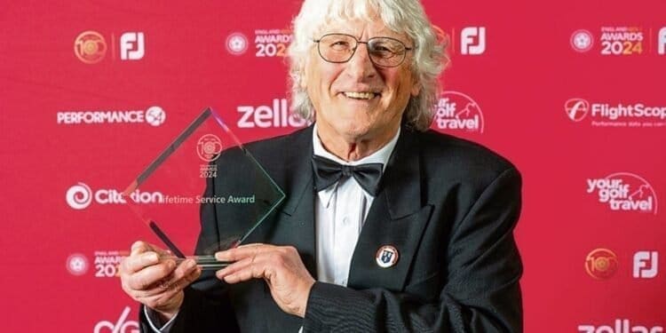 Graham McCormack Receives Lifetime Service Award from England Golf