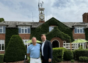 Simon Wordsworth, CEO of 59club and Matt Foley, Managing Director at Power Tee.