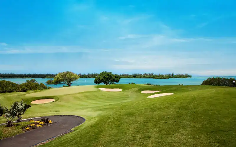 Anahita Golf Course, Mauritius, par 72.