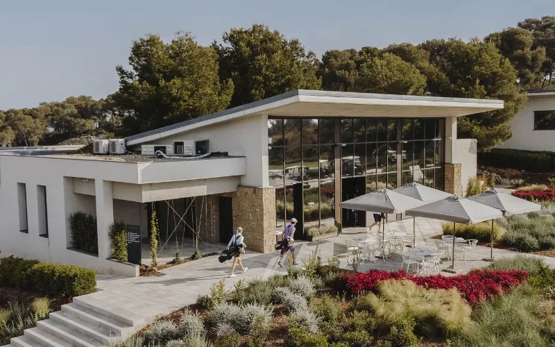 INFINITUM Hills Clubhouse.